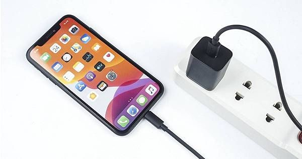 iPhone充电会发热正常吗？ 过热时该如何处理？