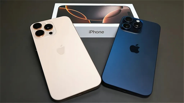iPhone15ProMax全球第二，拒绝过气！